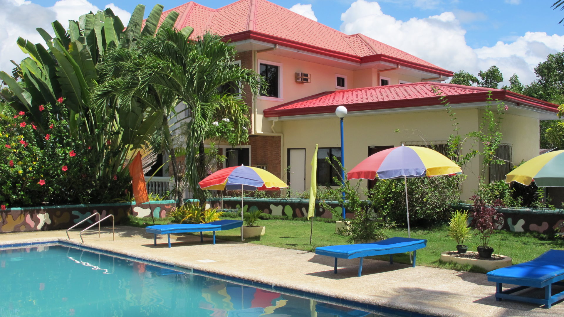 Welcome to the Looc Garden Beach Resort